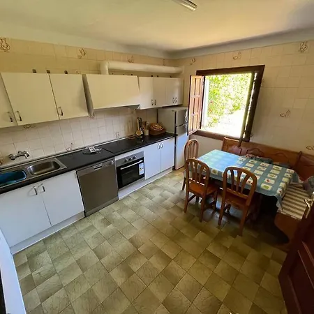 Estupenda Casona Rural Montanesa Holiday home Trasvia