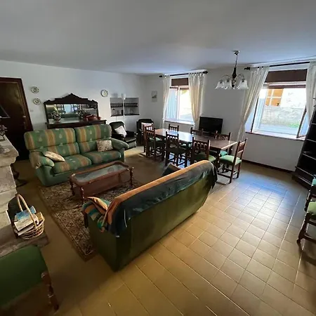 Holiday home Estupenda Casona Rural Montanesa